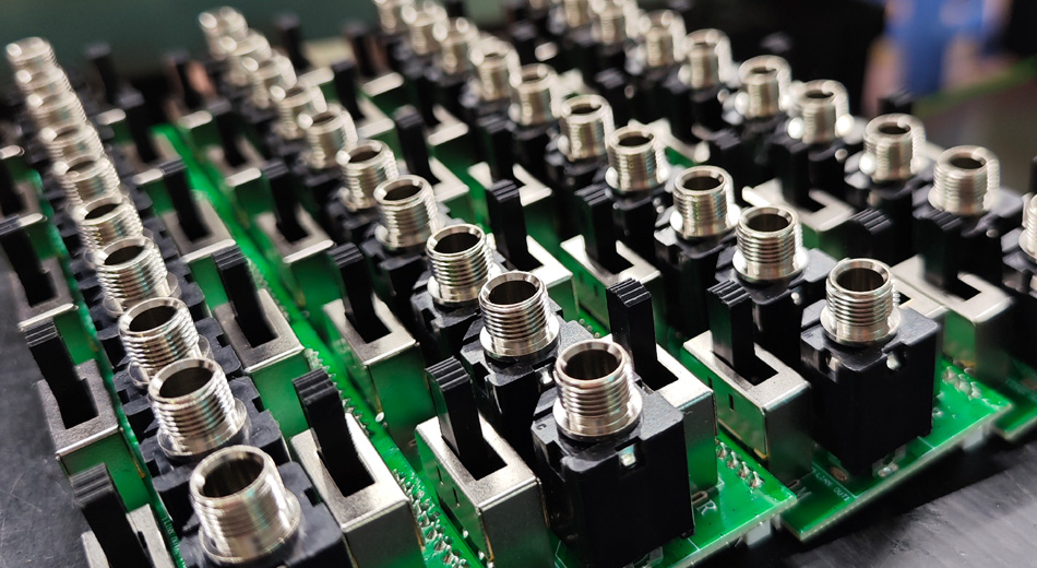 In che modo le fabbriche PCBA possono migliorare la qualità del servizio attraverso la gestione della soddisfazione del cliente