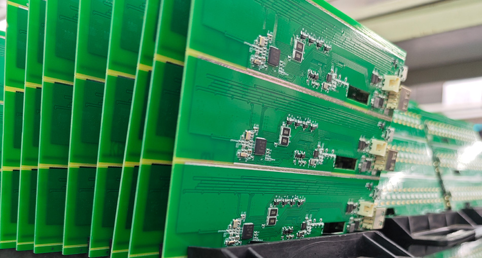 Risposta rapida: come possono le fabbriche PCBA abbreviare il ciclo di consegna degli ordini urgenti?