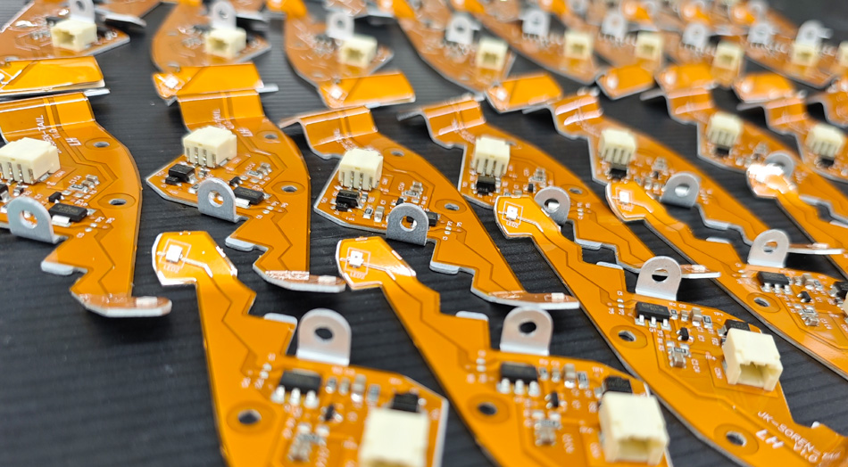 Valutazione delle capacità produttive di una fabbrica PCBA: quali fattori influenzano la qualità della produzione?