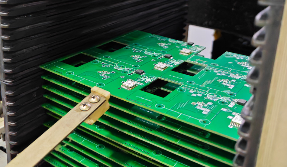 L'impatto dei livelli di automazione nelle fabbriche PCBA sulla produzione di massa