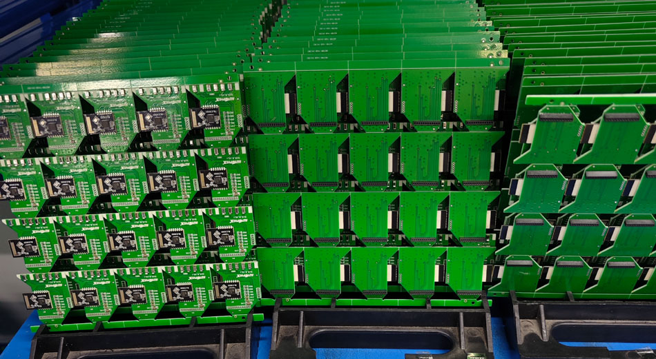 Come valutare le capacità di servizio e supporto di una fabbrica PCBA quando si seleziona una fabbrica PCBA?