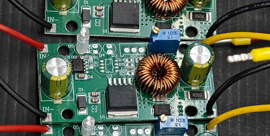 In che modo le fabbriche PCBA possono fornire supporto tecnico completo ai clienti?