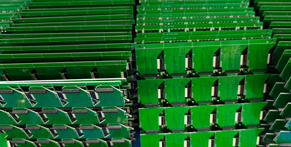 In che modo la produzione snella può ridurre i costi di elaborazione PCBA?