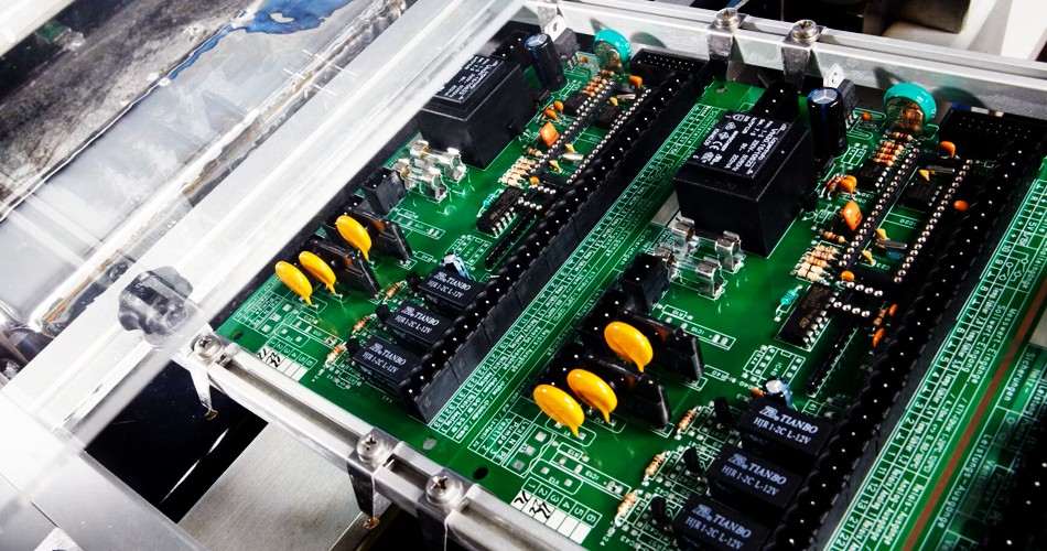 Esplorazione di modelli e tendenze di cooperazione nelle fabbriche globali di PCBA.